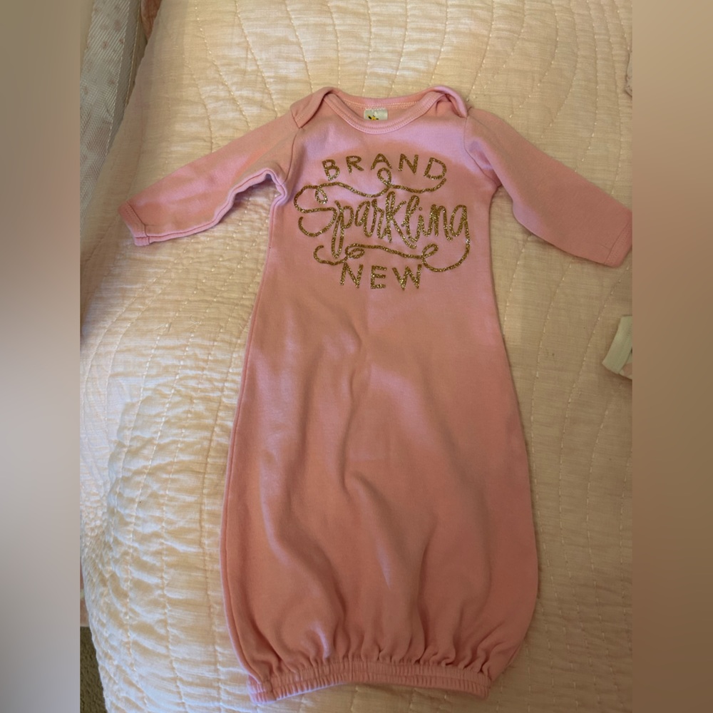 Perfect newborn picture outfit